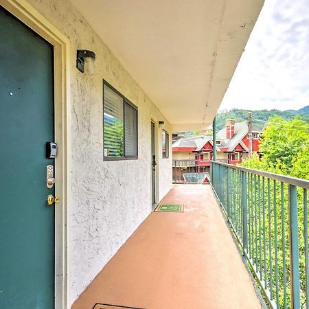 Condo With Balcony, Walk To Dtwn Gatlinburg Fun Экстерьер фото